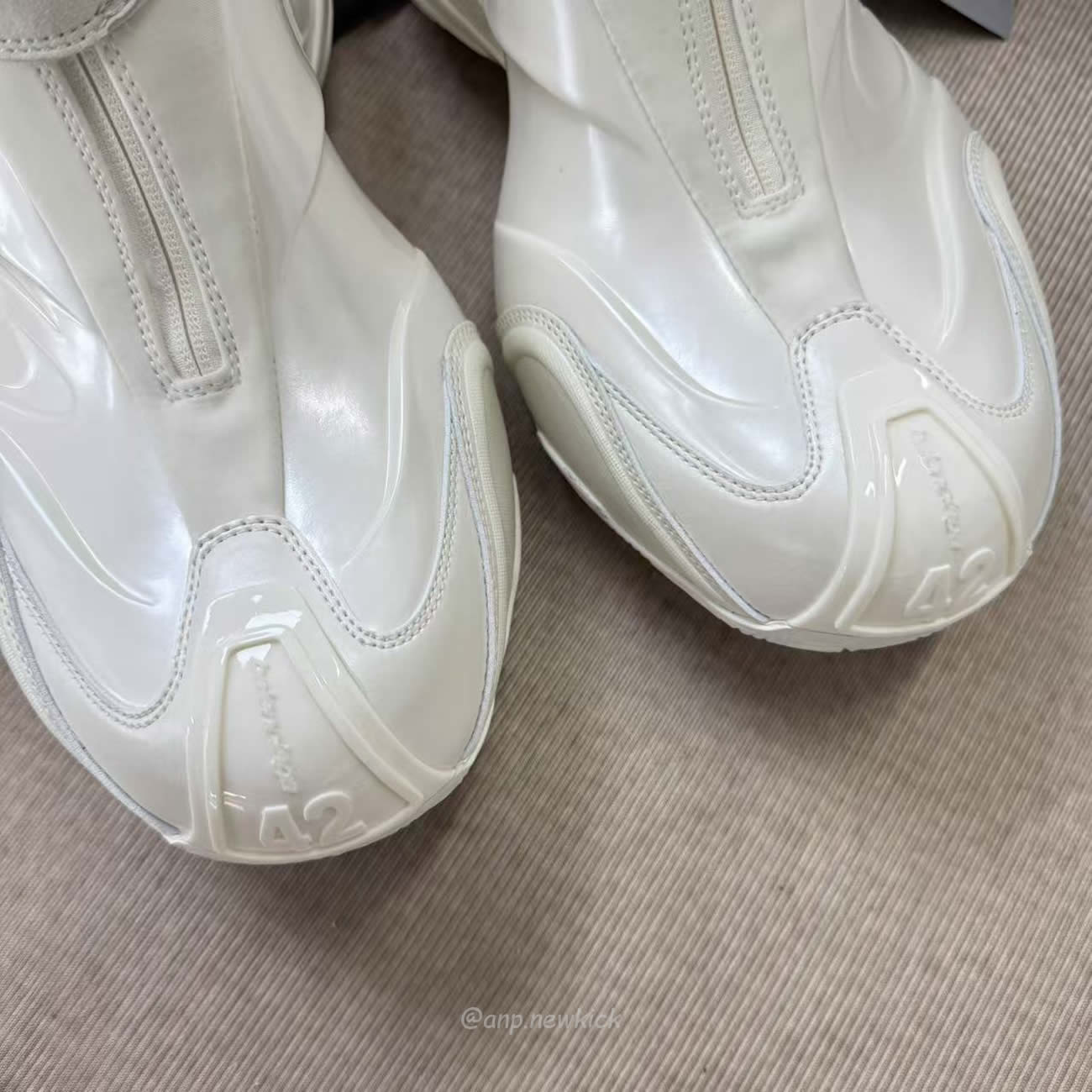 Balenciaga Basketball Sneaker In White 824909 Wbkbm9000 (11) - www.newkick.org